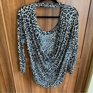 Like new! Express Low back batwing shirt
